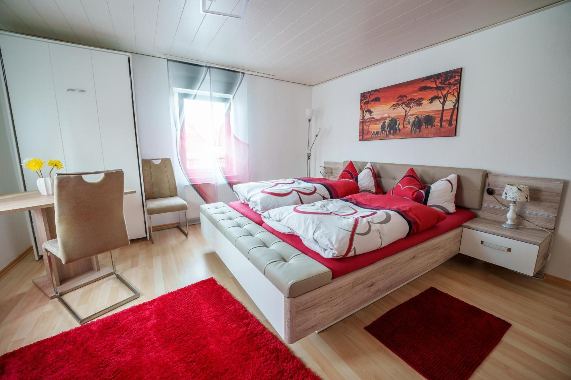 Wilhelm Appartements 100Qm Im Zentrum Brackenheim Naehe Tripsdrill Esterno foto